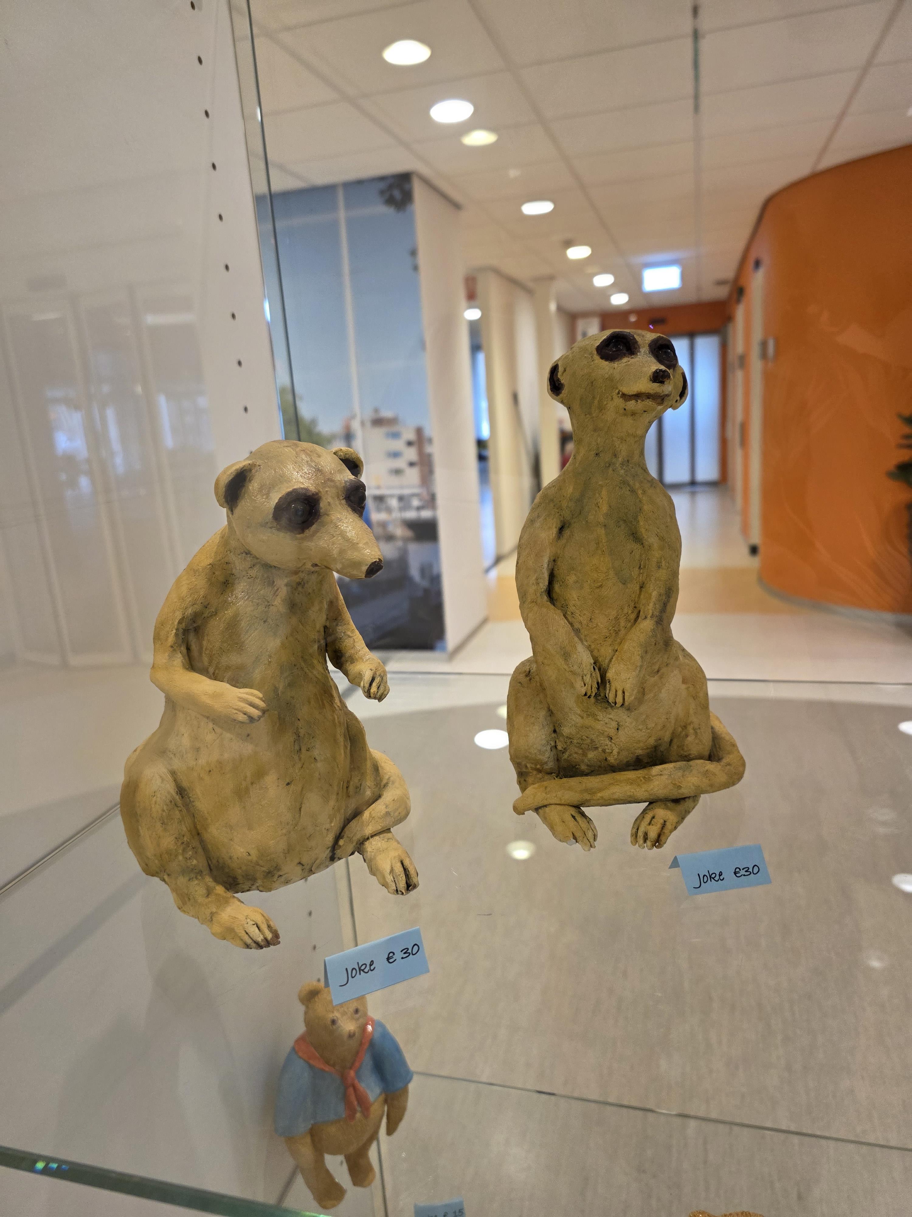 4 - Expositie keramiek, beeldhouwkunst en schilderijen