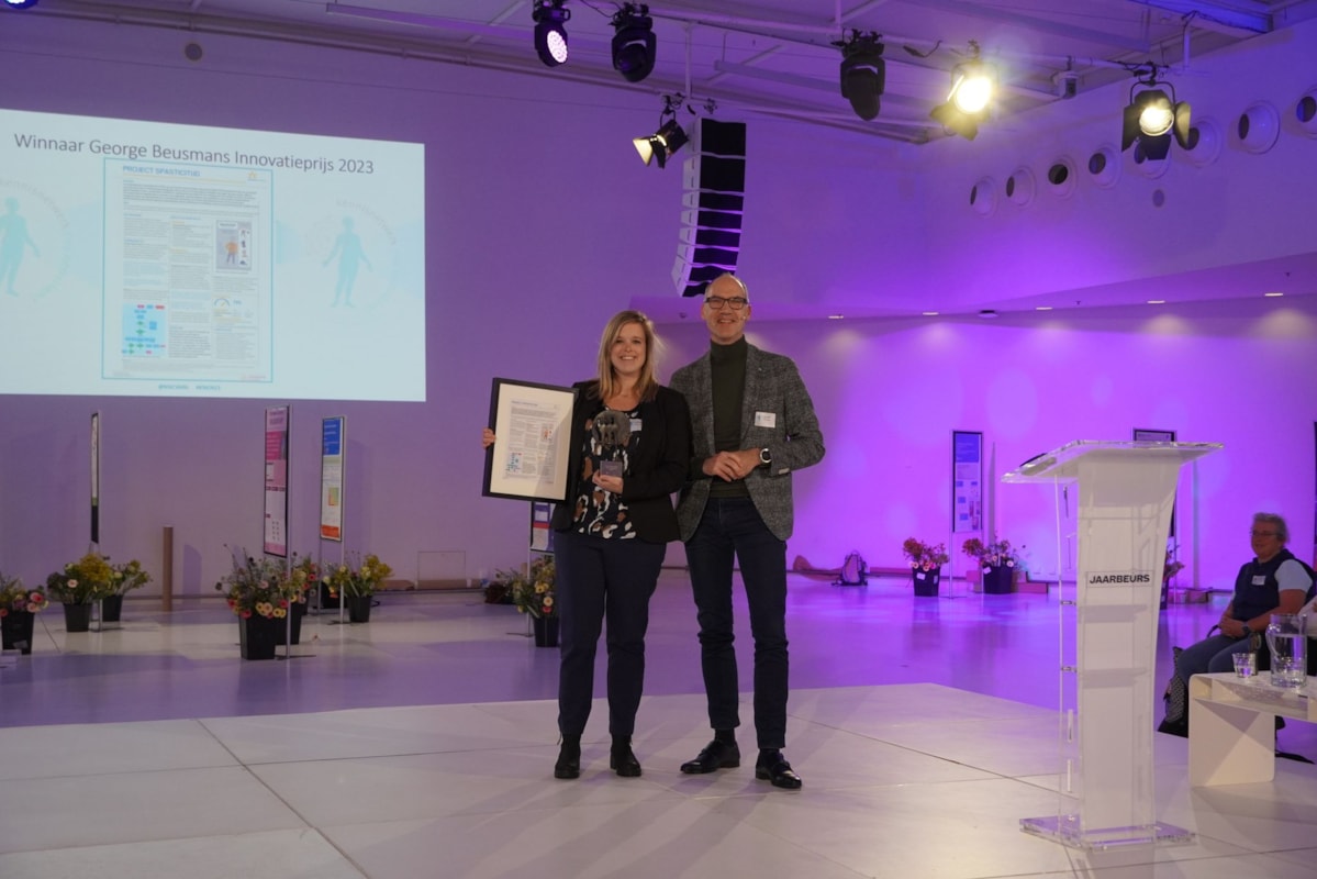 Project SpasticiTIJD van Zonnehuisgroep Vlaardingen wint George Beusmans Innovatieprijs 2023